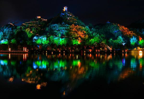 山體亮化