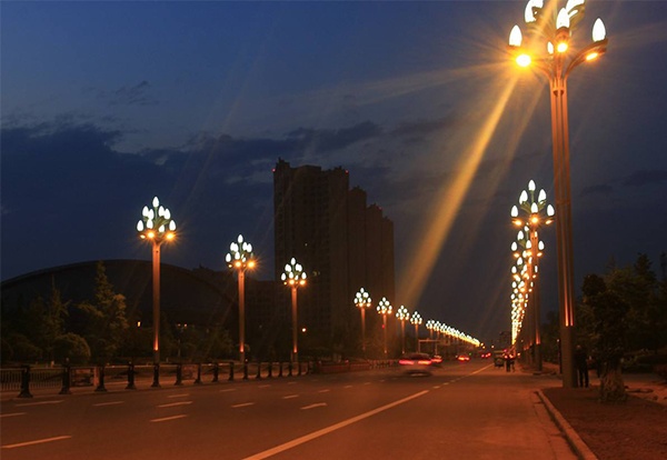 城市夜景照明，體現(xiàn)了城市的個性與特色